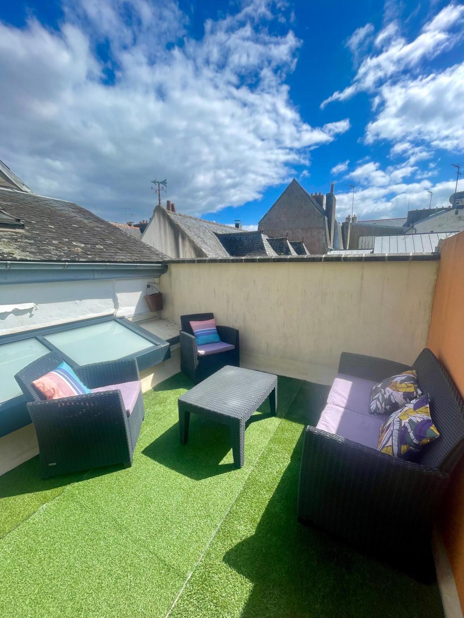 Charmant Appartement Avec Terrasse Entre Centre-Ville Et Plages De กงการ์โน ภายนอก รูปภาพ